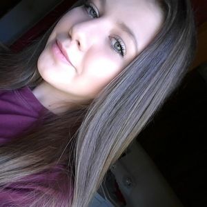 Meet your Posher, Lily